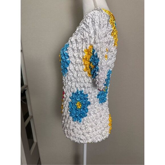 NWT 90’s Y2K Scrunch Shirt White Colorful Flowers One Size - Picture 4 of 6